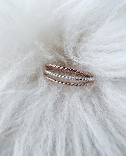 Mini Twist Stack Ring